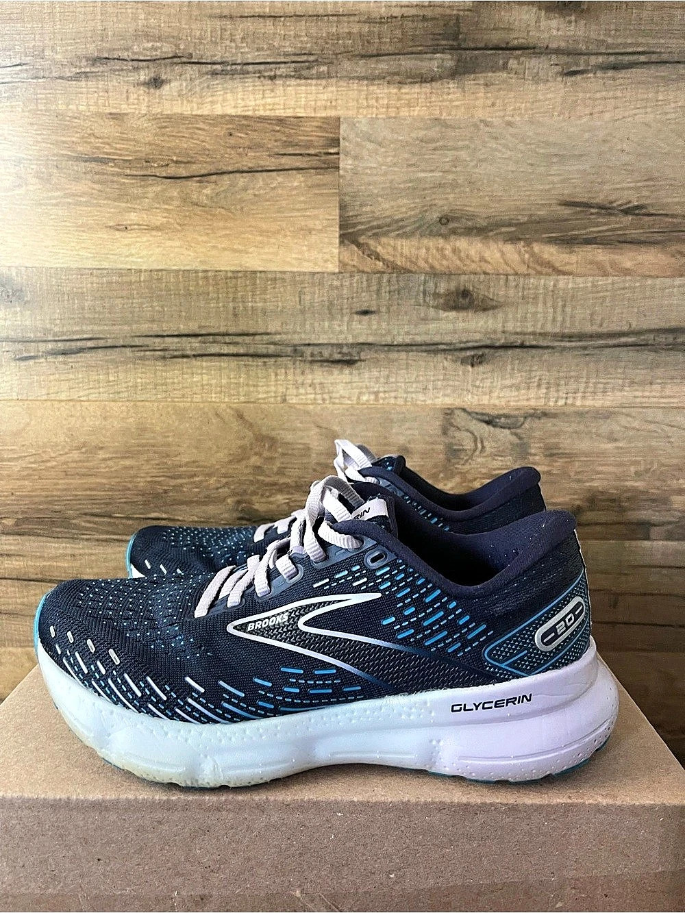 Brooks Glycerin 20 Women's Running Shoes Size: 6.5